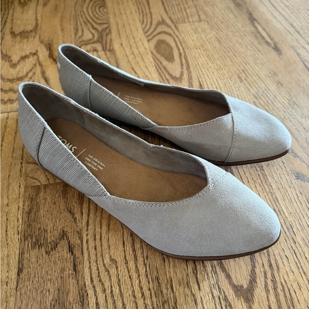 Toms Light Gray Women's Flats